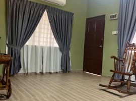 Kubu Gajah Homestay, 15 Minutes to Subang Airport，位于双溪毛糯的酒店