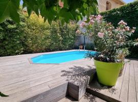 Maison de Vacances 8 à 15 pers à proximité du Canal du Midi，位于Sallèles-dʼAude的度假屋