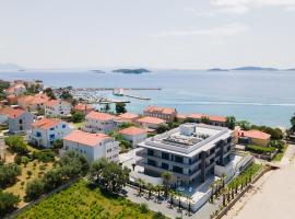 Hotel Crystal，位于奥瑞比克的酒店