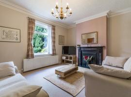 Cosy 2 bedroom house in the heart of Morpeth，位于莫珀斯的酒店