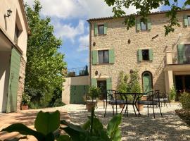 Villa Verdicchio - B&B with wellness for winelovers，位于Cupramontana的酒店