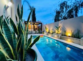 SABOR VILLA TARGA GARDEN -Only Family，位于马拉喀什的酒店