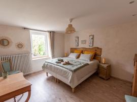 chambres d hotes Ysalice，位于Merlas的酒店
