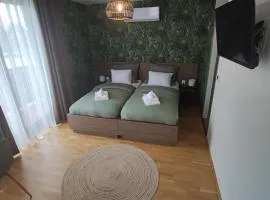 ROOMS，位于松博特海伊的度假短租房