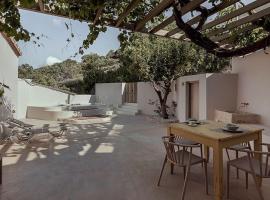 Lotusland, a relaxing house at Amari Rethymno，位于Agia Fotini的度假屋
