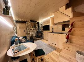 Casas do Talasnal，位于洛萨的自助式住宿
