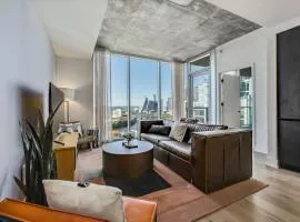 21st FL 2BD Condo-Rainey St-Best views