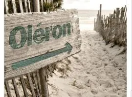 Mobilhome Ile d'Oléron La Cotinière camping 3 étoiles prêt de 3 vélos inclus piscine et plage à 200m