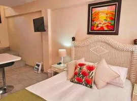 Sea la vie Self Catering Studio Apartment