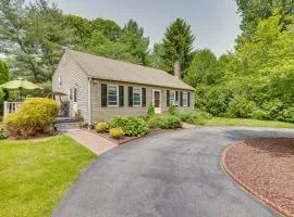 Ideal Narragansett Location with Furnished Deck!