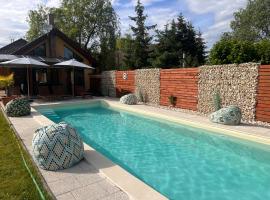 Paradise Resort，位于密古雷休治的酒店