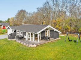 Bright Cottage Retreat in Silkeborg-By Traum，位于锡尔克堡的酒店