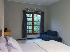 Mountain Ecolodge，位于Gubukklakah的酒店
