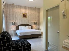 W House Ranong 1Bedroom villa，位于拉廊的酒店