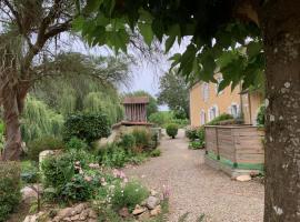 Grande Maison de Campagne avec Piscine pour 8 personnes maxi，位于Buanes的酒店