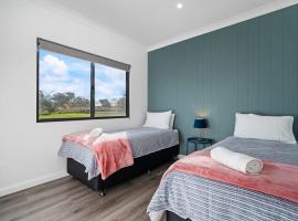 Glenowrie Cottage - 1 King 2 Singles - Farm Stay，位于米尔索普的酒店