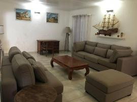 Charmante villa située dans l’Est de l’île.，位于圣安娜的酒店