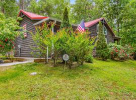 Wild Rose Cabin，位于卢尔湖的酒店