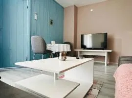 Midtown Apartment