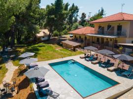 Pefkon Suites，位于阿菲托斯的酒店