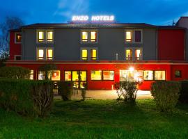 Enzo Hotels Pont-a-Mousson by Kyriad Direct，位于蓬塔穆松的酒店