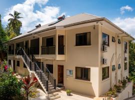 Kanasuk Self catering Apartments，位于马埃岛贝拉扎尔区的酒店