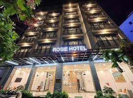 Rosie Balcony Hotel Phu Quoc，位于富国可可酒吧附近的酒店