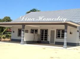 Dina Homestay B，位于巴西富地的度假屋