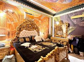 Super luxury Gold Room with private pool at Homestay by the tea garden Dibrugarh