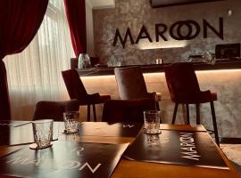 Maroon pension，位于皮耶什佳尼的旅馆