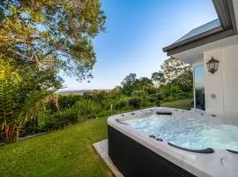 Ninderry Manor-Spectacular Hinterland retreat