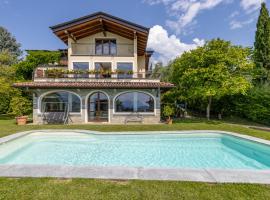 Villa Le Rose - Menaggio，位于梅纳焦的酒店