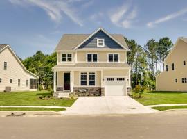 Ocean View Home w/ Kayaks ~ 2 Mi to Bethany Beach，位于欧申维尤的酒店