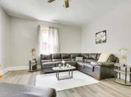 Cincinnati Vacation Rental about 4 Mi to Downtown!