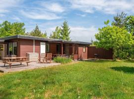 4 person holiday home in Ans By-By Traum，位于Roe的酒店