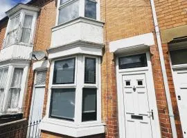 2 bedroom house - Hopefield Road