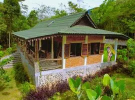 Hutan Subur Guest House and Volunteering