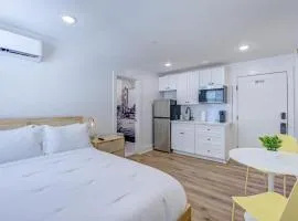 Palm Springs Studio Apartment