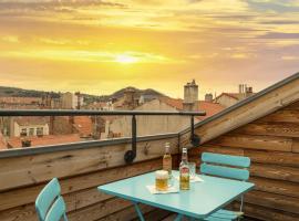 Urban Style, Hôtel Le Cheval Noir, Saint-Étienne,位于圣艾蒂安的酒店
