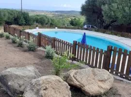 agriturismo gli olivastri, appartamento la rosa dei venti con piscina e solarium , vista mare ,climatizzatore ,wifi