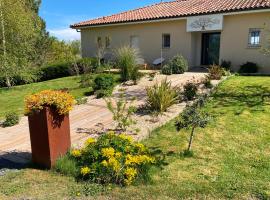 LE CLOS DE BAJARDAN，位于Couloumé-Mondébat的住宿加早餐旅馆