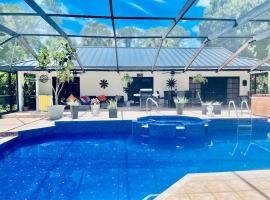 Paradise Pool Cottage in Wellington close to Polo，位于惠灵顿的酒店