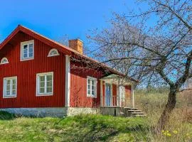 Nice Home In Valdemarsvik With Kitchen