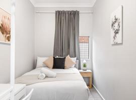 Signature Double Room in Auburn - Shared Bathroom，位于悉尼的酒店