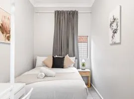 Signature Double Room in Auburn - Shared Bathroom