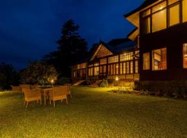 Ramgarh Heritage Villa, Manali, amã Stays & Trails，位于马拉里的酒店