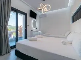 SithoniaRS Luxury 1st Floor Apartment With SeaView