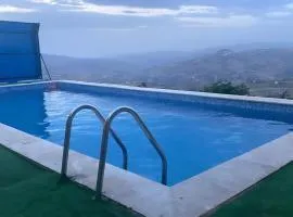 Villa for rent,pool,big terraces,mountain view