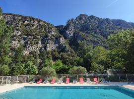 Le Moulin du Pont D'Aliès，位于阿克萨的低价酒店