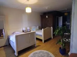 Charmante chambre dans village jurassien
